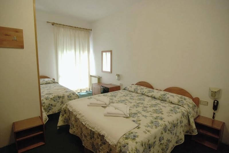 Albergo Alla Valle Di Banne Триест Екстериор снимка